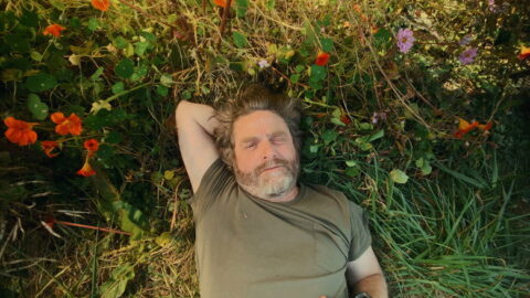 haydi-bahceye-zach-galifianakis-ile-yesil-bir-kahkaha-tufani-2026